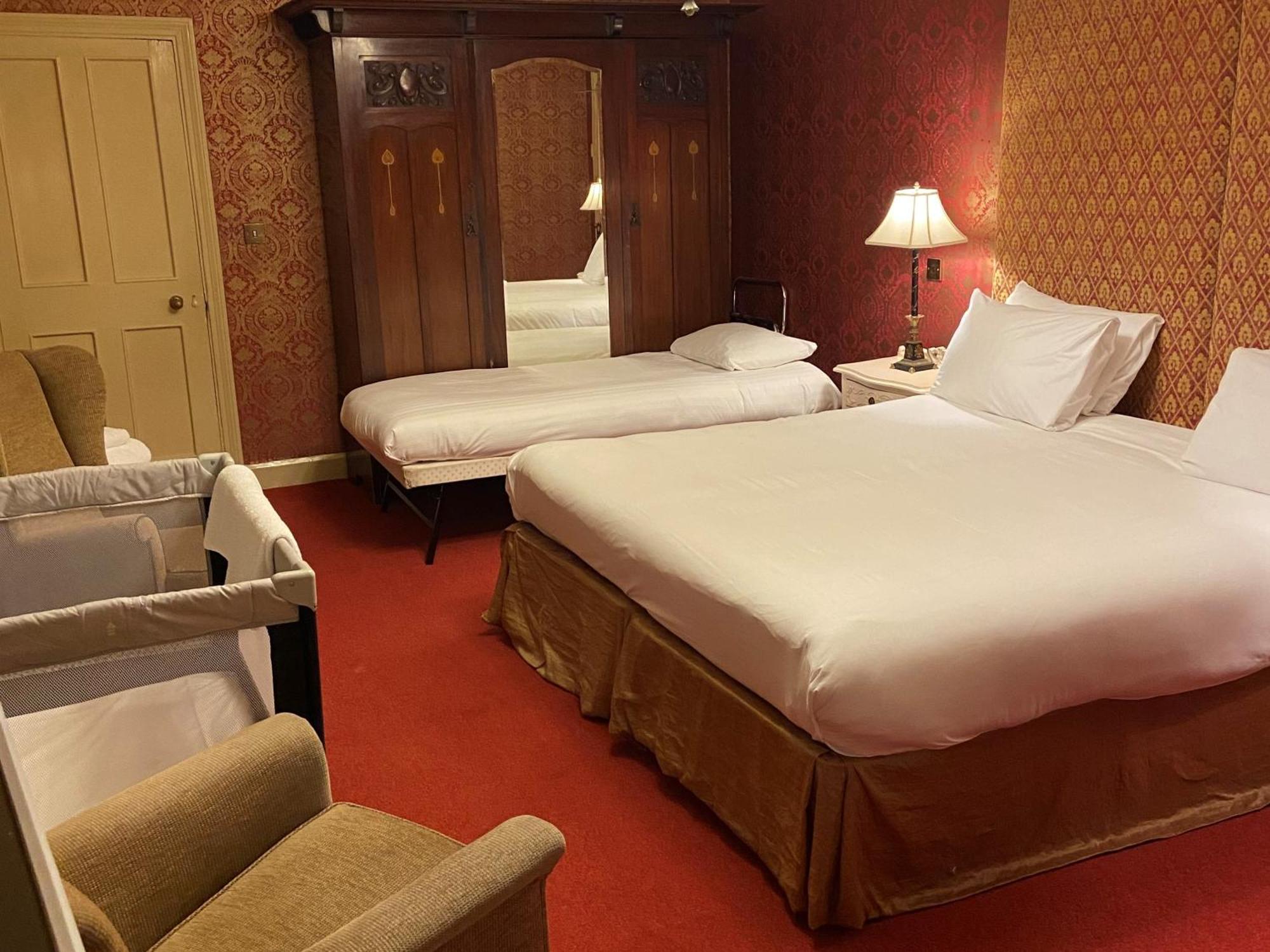 Ruthin Castle Hotel And Spa Экстерьер фото