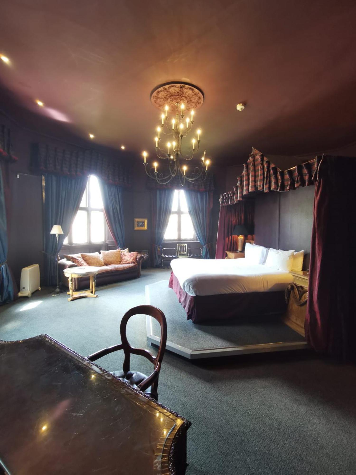 Ruthin Castle Hotel And Spa Экстерьер фото