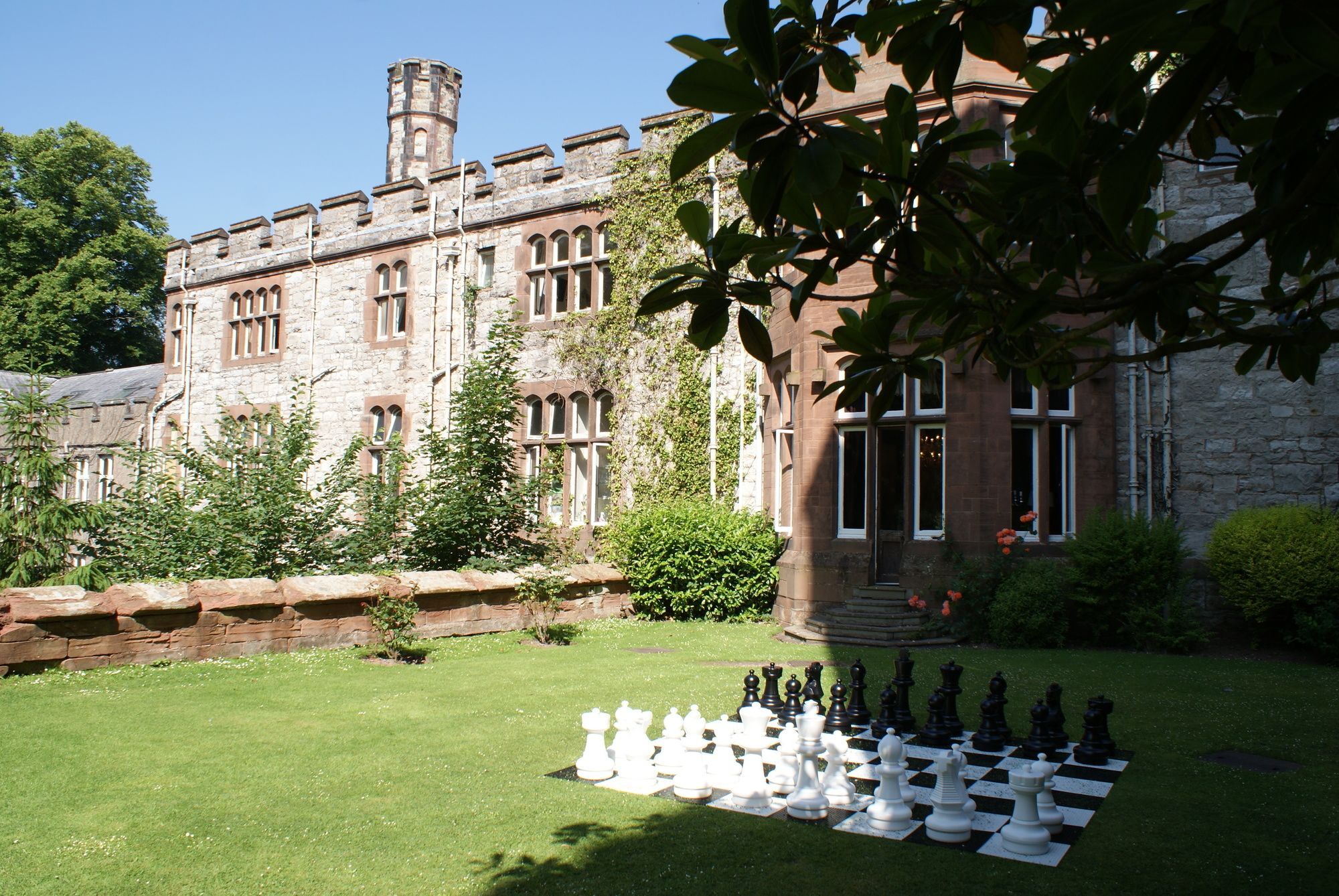 Ruthin Castle Hotel And Spa Экстерьер фото